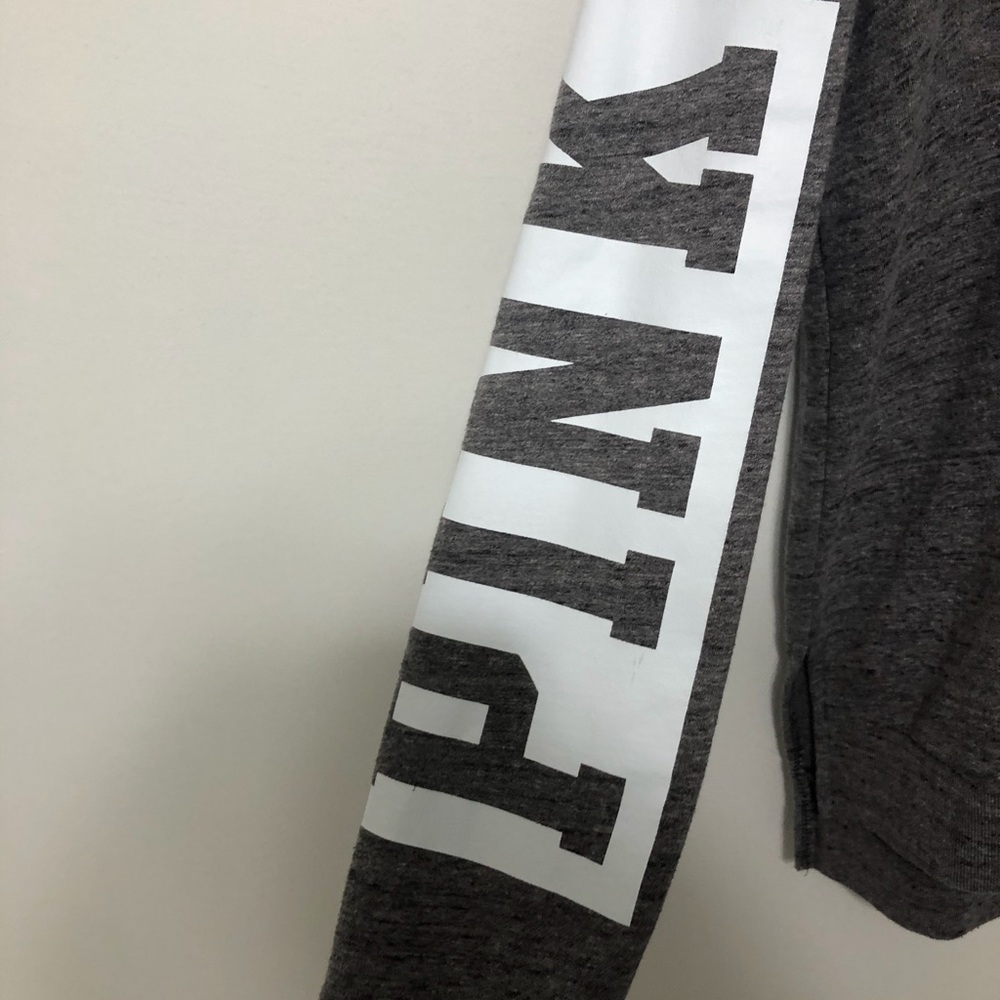 Pink Quarter-Zip - Small Gray White 💜 - Picture 4 of 6